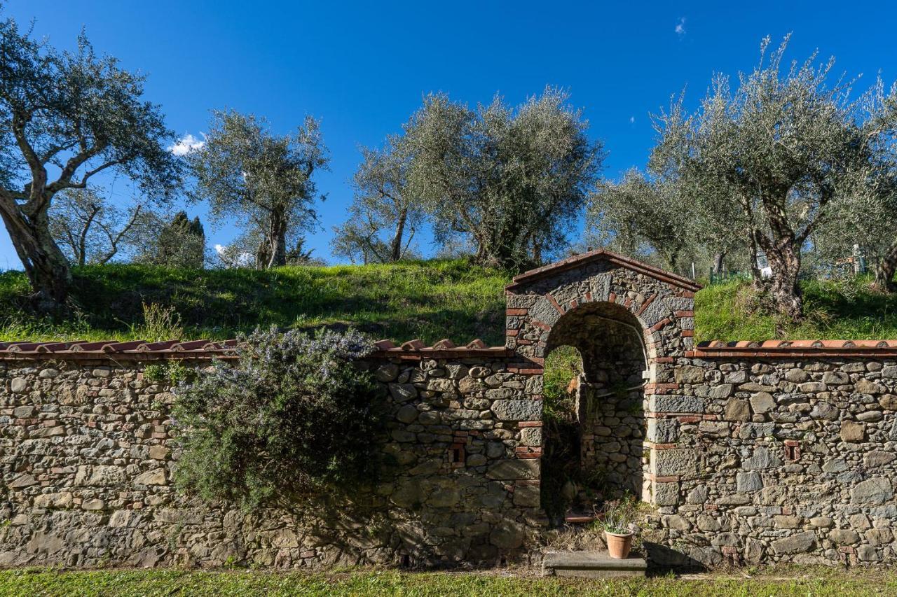 Alloggi In Villa Storica Pescia Extérieur photo